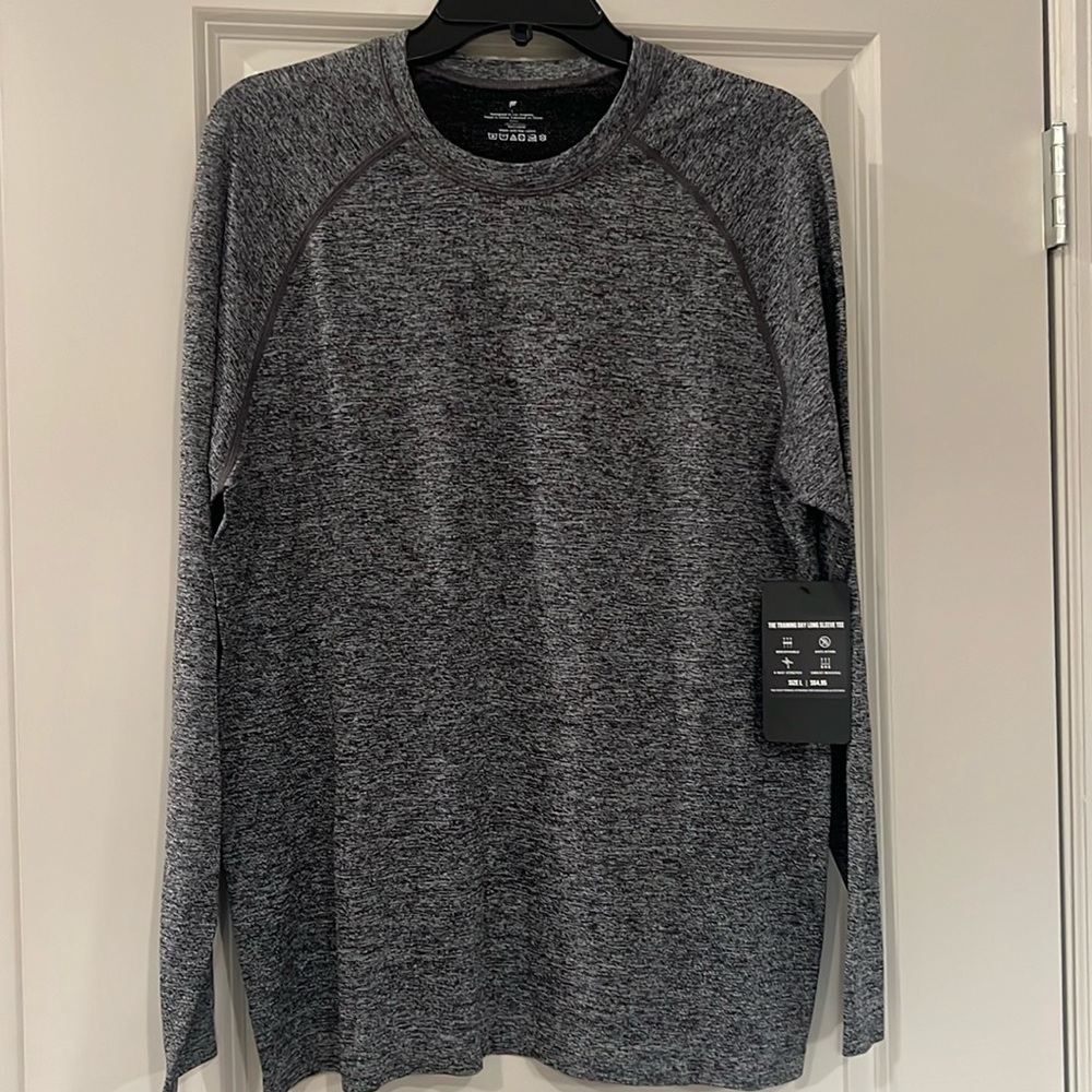 NWT Fabletics Training Day Long Sleeve T-Shirt Heather Grey size Large